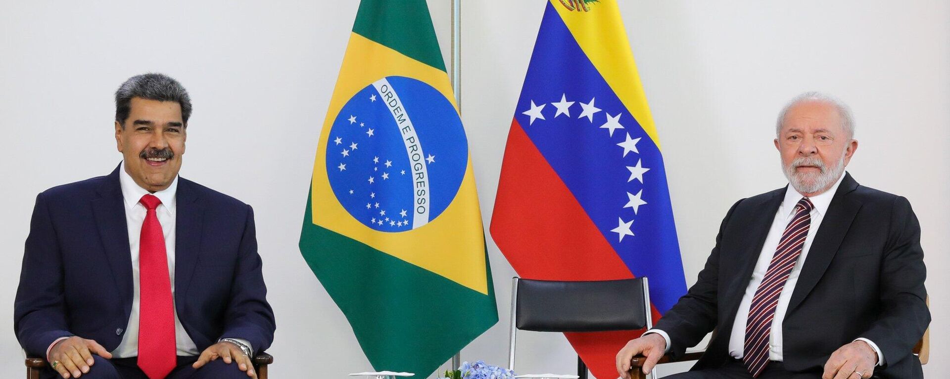 El presidente de Venezuela, Nicolás Maduro, y su homólogo brasileño, Lula da Silva, en una reunión el 29 de mayo de 2023 - Sputnik Mundo, 1920, 29.05.2023