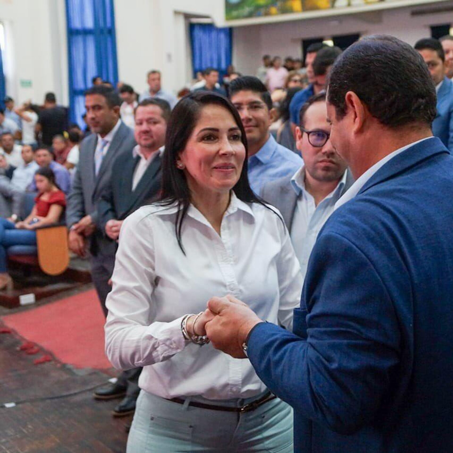 Quién es Luisa González, la posible candidata del correísmo en Ecuador ...
