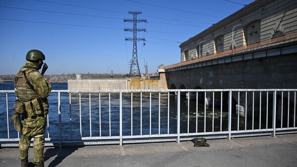 la central hidroeléctrica de Kajovka (archivo) - Sputnik Mundo