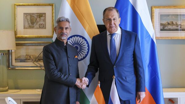 El ministro de Exteriores indio, Subrahmanyam Jaishankar, y el ministro de Exteriores ruso, Serguéi Lavrov - Sputnik Mundo
