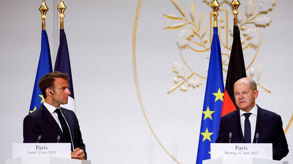 El presidente francés, Emmanuel Macron, y el canciller alemán, Olaf Scholz.  - Sputnik Mundo