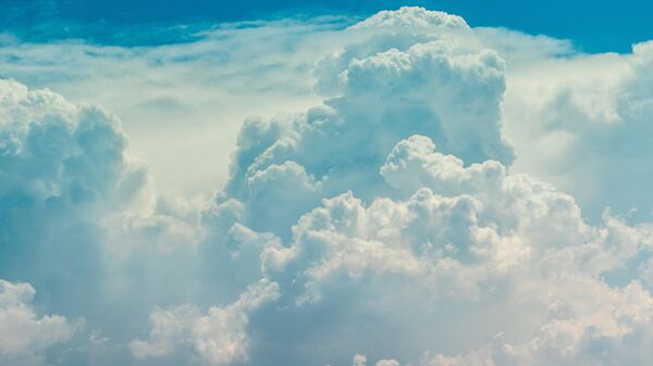 Nubes. Imagen referencial - Sputnik Mundo