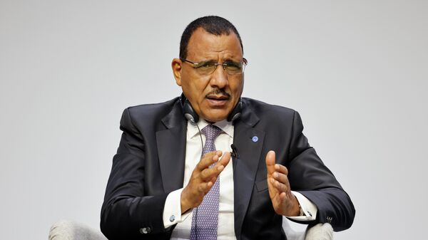 El presidente destituido de Níger, Mohamed Bazoum - Sputnik Mundo