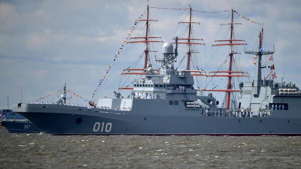 Los ensayos para celebrar el Día de la Armada de Rusia - Sputnik Mundo