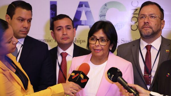 La vicepresidenta, Delcy Rodríguez formalizó la petición del país latinoamericano para ingresar a los BRICS - Sputnik Mundo