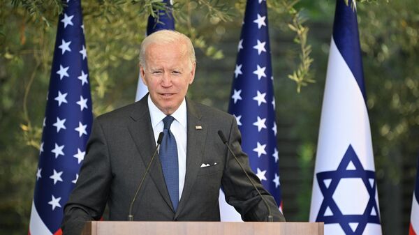 El presidente de EEUU, Joe Biden, durante un evento bilateral con el Gobierno de Israel, en julio de 2022.  - Sputnik Mundo