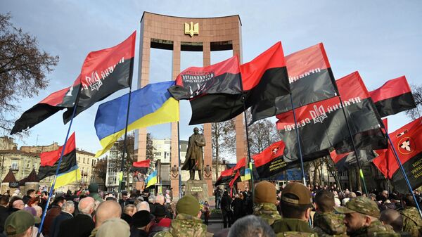 Una ceremonia para conmemorar el 114º aniversario del nacimiento de Stepan Bandera, líder ultraderechista ucraniano y dirigente de la Organización de Nacionalistas Ucranianos (OUN), en Lviv, oeste de Ucrania  - Sputnik Mundo