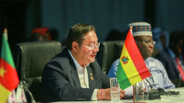 El presidente de Bolivia, Luis Arce, en la cumbre de los BRICS - Sputnik Mundo