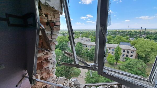 Las consecuencias de los bombardeos ucranianos contra Donetsk - Sputnik Mundo