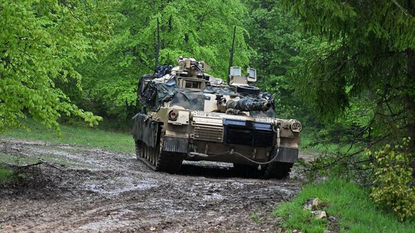Un tanque M1A2 Abrams en Alemania - Sputnik Mundo