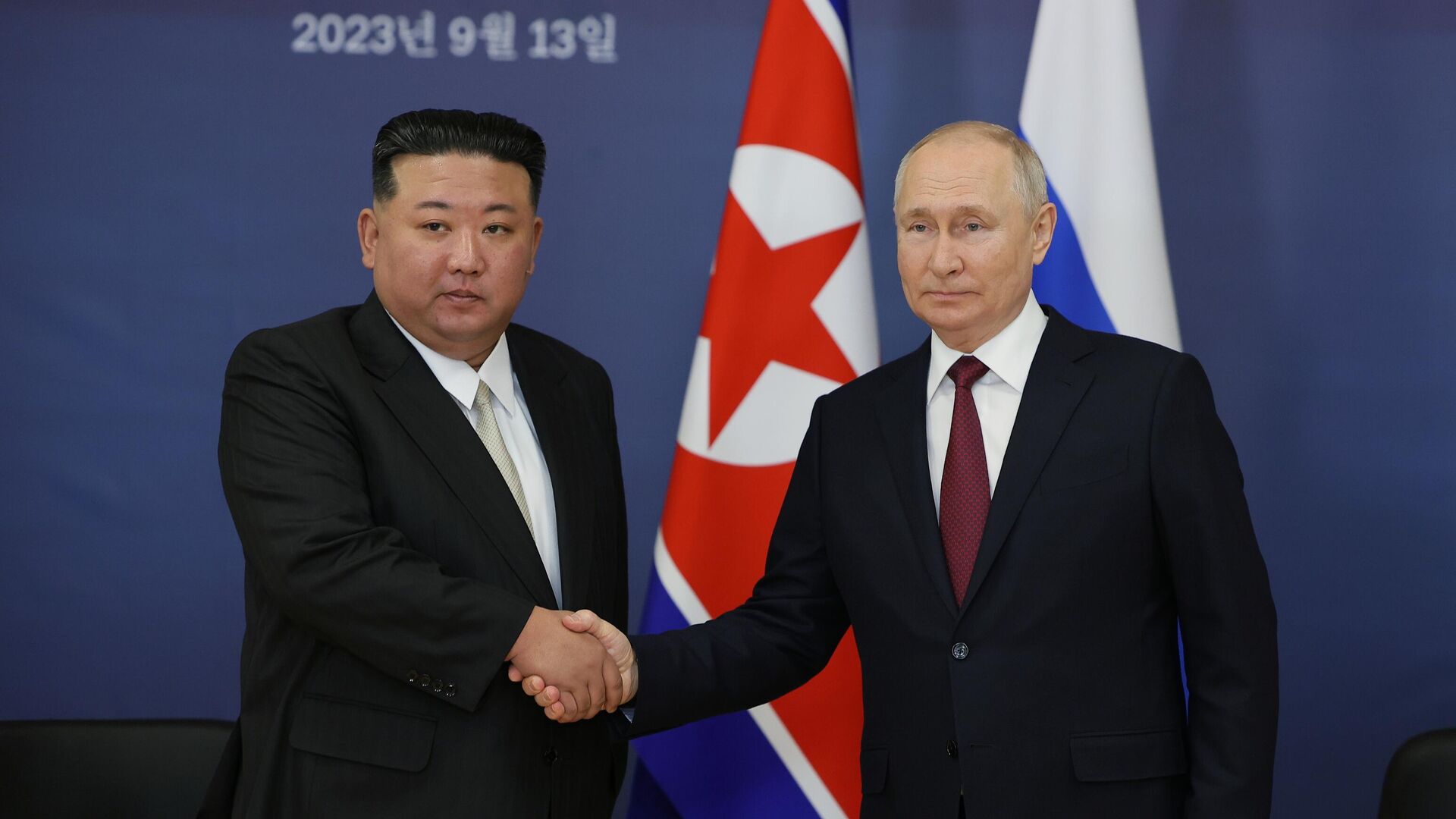 El líder norcoreano, Kim Jong-un, y el presidente de Rusia, Vladímir Putin, el 13 de septiembre, 2023 El líder norcoreano, Kim Jong-un, y el presidente de Rusia, Vladímir Putin, el 13 de septiembre, 2023 - Sputnik Mundo, 1920, 13.09.2023