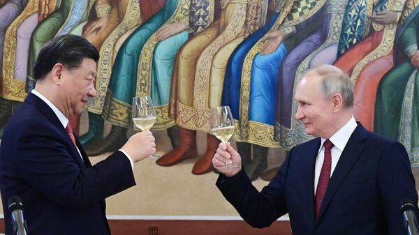 El presidente de CHina, Xi Jinping, y el presidente de Rusia, Vladímir Putin, el 21 de marzo, 2023 - Sputnik Mundo