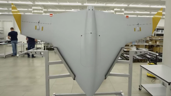 El nuevo dron-kamikaze ruso Italmas - Sputnik Mundo