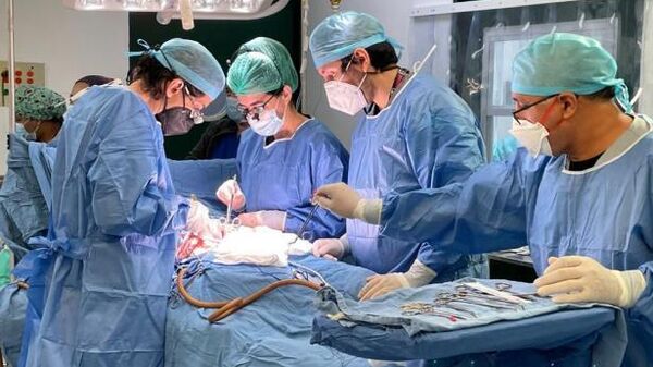 Un trasplante renal en el Instituto Mexicano del Seguro Social (IMSS) - Sputnik Mundo