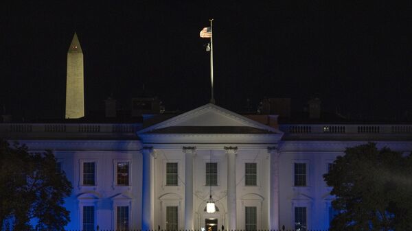 La Casa Blanca se ilumina con los colores de la bandera de Israel - Sputnik Mundo