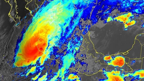 'Lidia' pasó de ser un huracán categoría 4 a una baja presión remanente en México. - Sputnik Mundo
