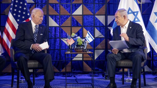 Joe Biden y Benjamin Netanyahu  - Sputnik Mundo