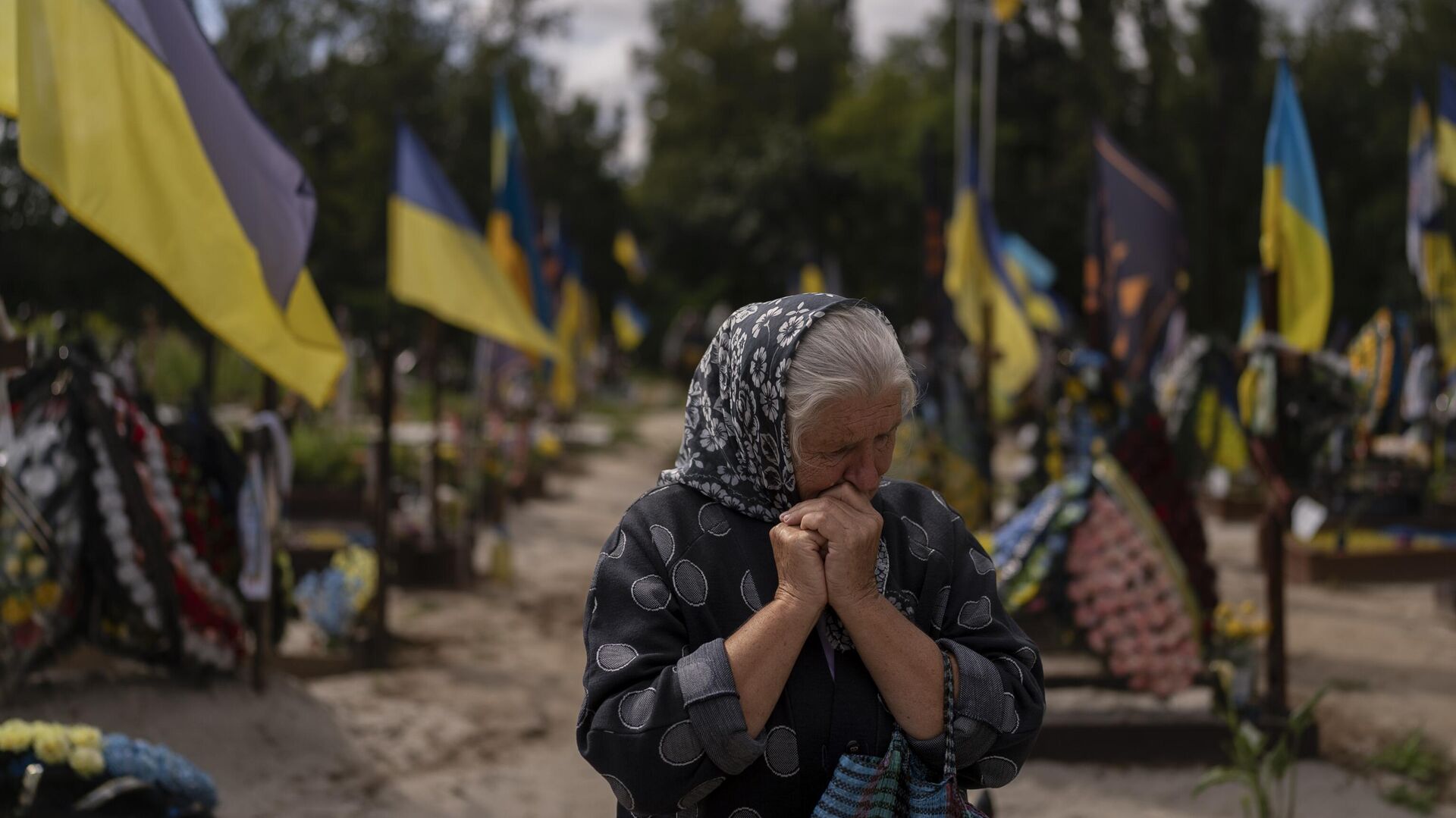 Мобилизация в Украине «Это незаконно и несправедливо» /></p>
<p>Следуйте за нами в</p>
<ul class=