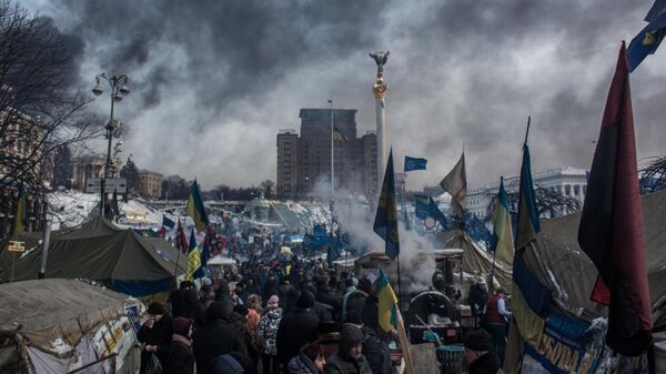 Campamento de manifestantes en la Plaza de la Independencia en Kiev, 2014 - Sputnik Mundo
