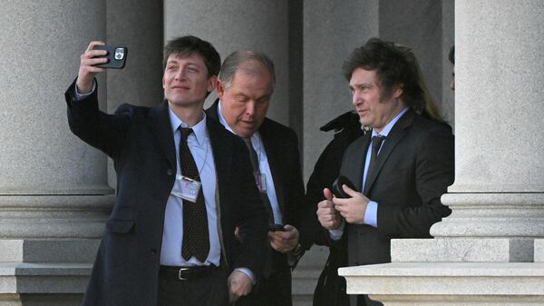 El presidente electo argentino, Javier Milei, durante su visita a EEUU en noviembre de 2023 - Sputnik Mundo