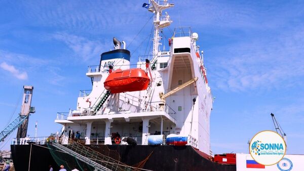 Un barco cargado de trigo humanitario procedente de Rusia llegó a la capital de Somalia - Sputnik Mundo