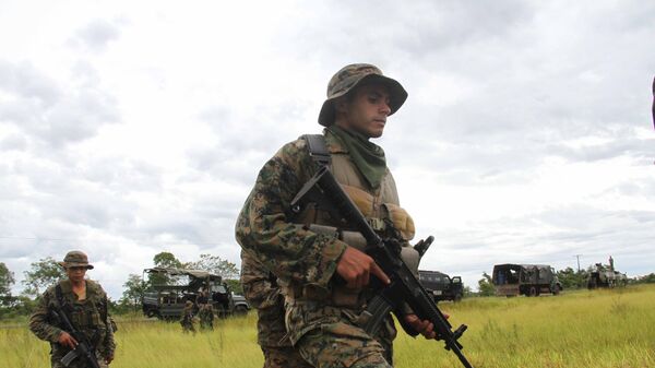 Soldados del Ejército paraguayo patrullan  - Sputnik Mundo