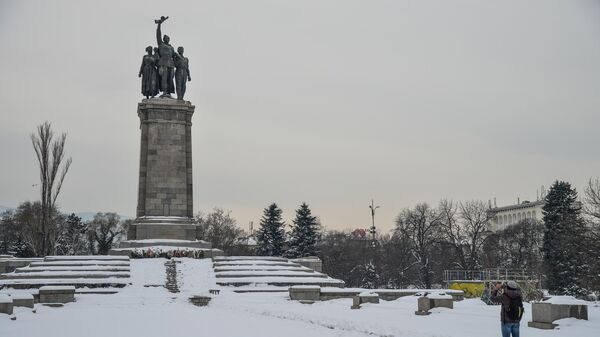 El monumento al Ejército Rojo en Sofía, Bulgaria - Sputnik Mundo