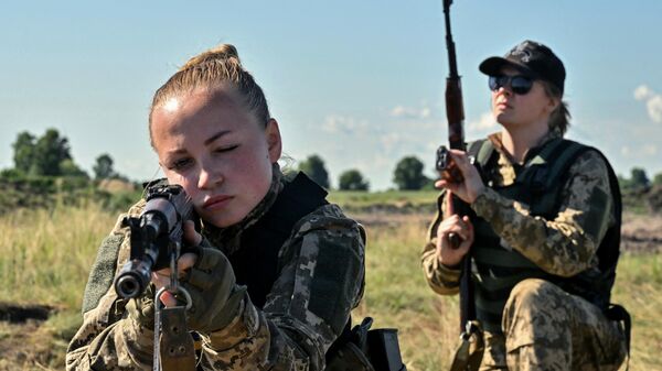 Mujeres ucranianas en el Ejército - Sputnik Mundo