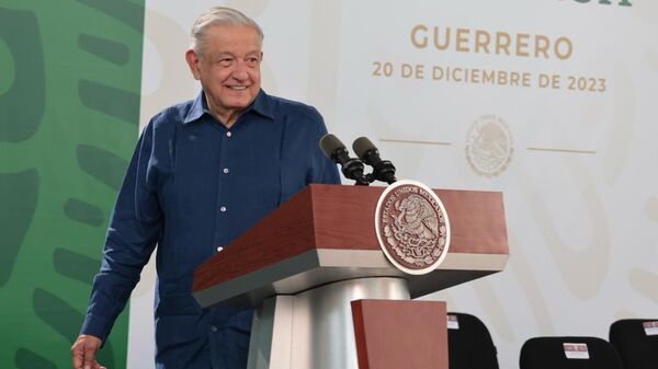 El presidente de México, Andrés Manuel López Obrador, en conferencia de prensa en Acapulco, Guerrero. - Sputnik Mundo