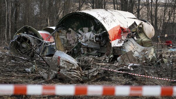 El accidente de un avión polaco en la ciudad rusa de Smolensk en 2010 - Sputnik Mundo