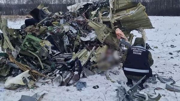 Lugar de la caída de un Il-76 ruso con prisioneros de guerra ucranianos en Bélgorod (Rusia), el 25 de enero de 2024 - Sputnik Mundo