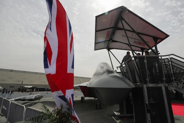 El Reino Unido realizó una demostración de su prototipo del caza de sexta generación Tempest. - Sputnik Mundo