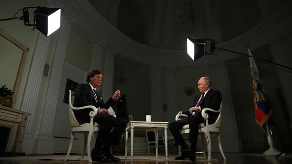 El presidente ruso, Vladímir Putin, concedió una entrevista al periodista estadounidense Tucker Carlson - Sputnik Mundo