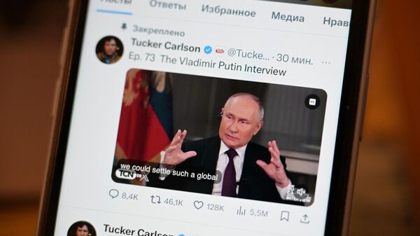 La entrevista del presidente de Rusia, Vladímir Putin, concedida al periodista estadounidense Tucker Carlson - Sputnik Mundo