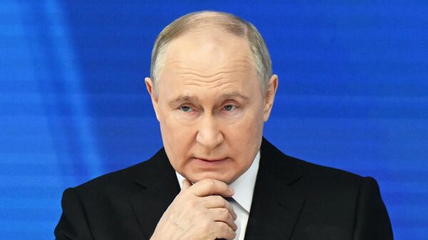 Vladímir Putin, presidente ruso, se dirige a la Asamblea Federal en Moscú (Rusia), el 29 de febrero de 2024 - Sputnik Mundo