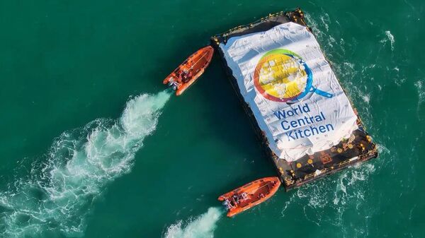 Plataforma flotante de WCK desembarcando en Gaza - Sputnik Mundo