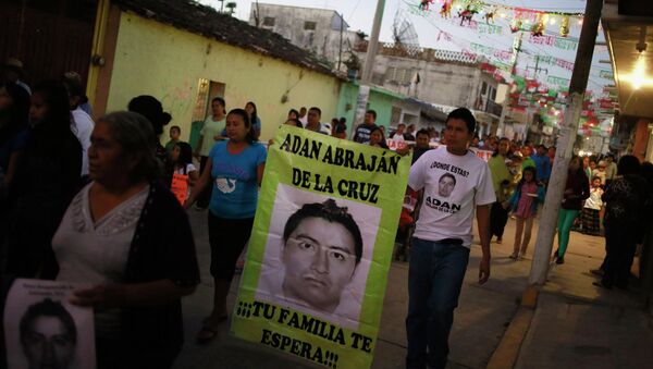 Alcalde detenido en el marco de la investigación de la masacre estudiantil en México - Sputnik Mundo