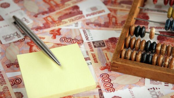 Ministro afirma que la cotización del rublo no refleja el contexto macroeconómico - Sputnik Mundo