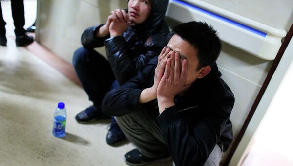 Al menos 35 personas mueren en una estampida en Shanghái - Sputnik Mundo