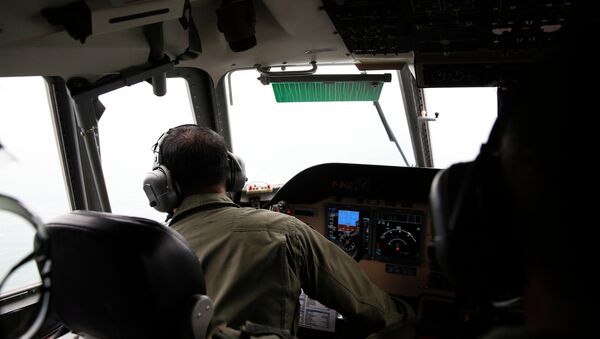 Búsqueda del avión siniestrado en Indonesia - Sputnik Mundo