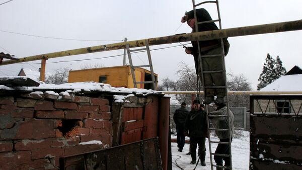 Daños en barrios residencialesde Donetsk - Sputnik Mundo
