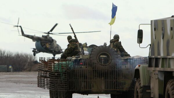 Las milicias de Lugansk informan de intensos combates en la provincia - Sputnik Mundo