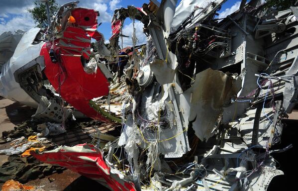Rescate de los restos del avión de AirAsia - Sputnik Mundo