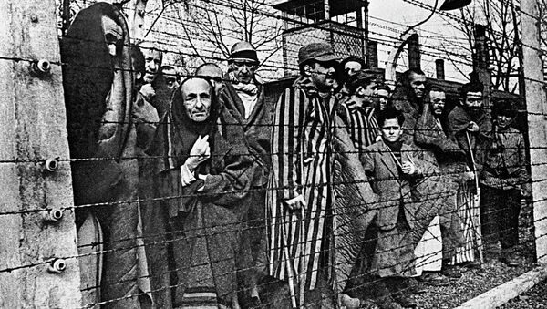 Presos del campo de concentración Auschwitz - Sputnik Mundo