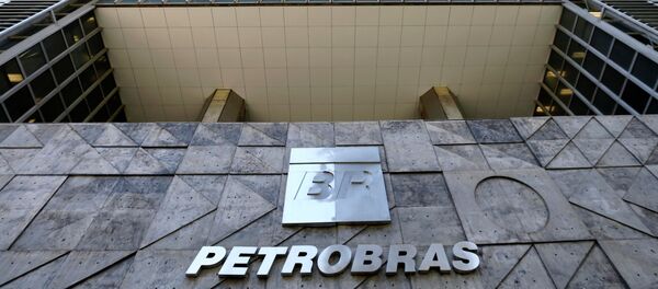 A view of the Petrobras headquarters in Rio de Janeiro in this December 16, 2014 file photo. A view of the Petrobras headquarters in Rio de Janeiro in this December 16, 2014 file photo. - Sputnik Mundo