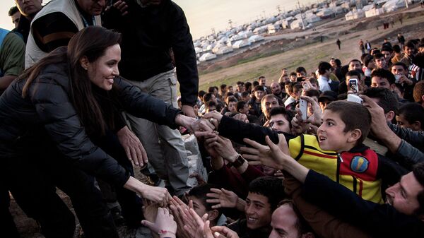 Angelina Jolie en Irak - Sputnik Mundo