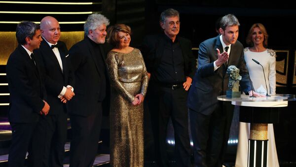 Director argentino Damian Szifron receives the Best Foreign Film in the Spanish Language award - Sputnik Mundo