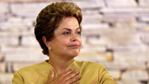 Brazil's President Dilma Rousseff reacts during the first ministerial meeting in Brasilia, January 27, 2015 - Sputnik Mundo