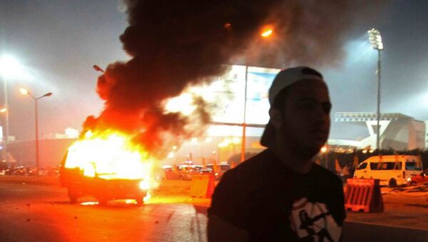 Sube a 22 el saldo de muertos por choques entre policía e hinchas en El Cairo - Sputnik Mundo