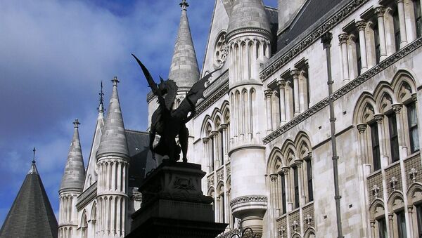 London: Royal Courts of Justice and Temple Bar - Sputnik Mundo